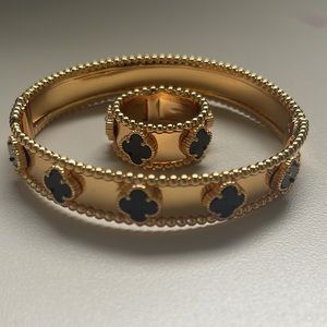 Bangle bracelet and ring set